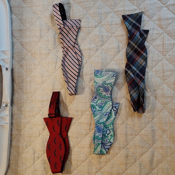 Bow Ties - Picture 1 of 1